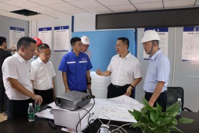 新材料集團(tuán)黨委書記、董事長耿立才赴蜀能礦產(chǎn)調(diào)研督導(dǎo)慰問