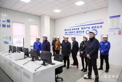 張勝調(diào)研重點項目建設及生產(chǎn)經(jīng)營工作并開展&ldquo;冬送溫暖&rdquo;慰問等活動